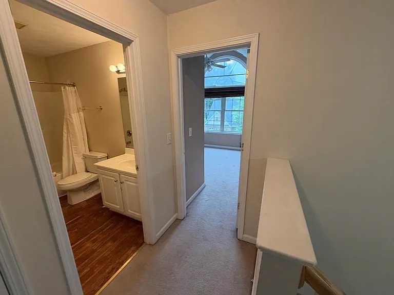 1410 Ashford Ct — Photo 22