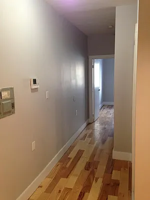 Rented by Manhattan Management LLC | media 19