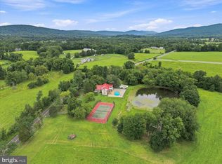 13732 Harpers Ferry Rd, Purcellville, VA 20132