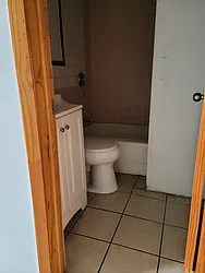 Rented by Teresa Lomax, LREB