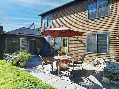 61 Howland Ave, Jamestown, RI, 02835