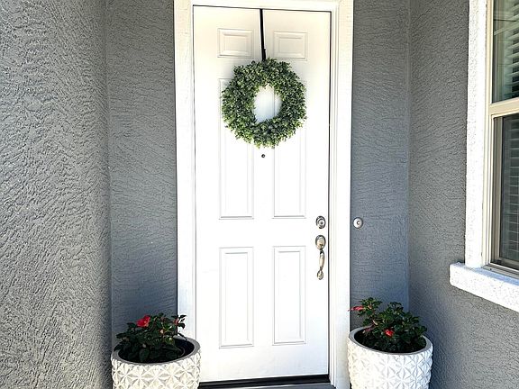 2nd image of 5512 W THURMAN Drive