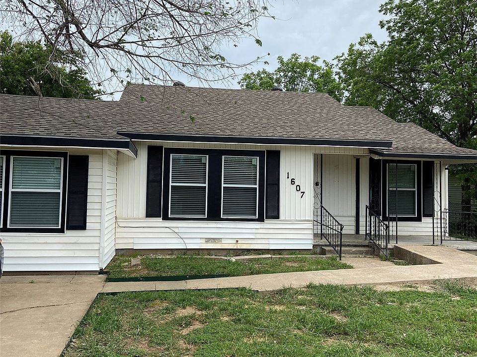 1st image of 1607 SE 18th St
