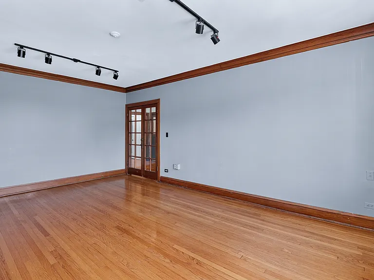 438 N Main St #S — Photo 5