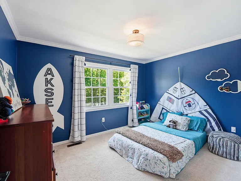 8904 Arley Dr — Photo 21