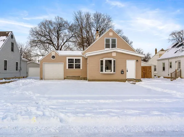 257 Holmes Dr, Fairborn, OH 45324