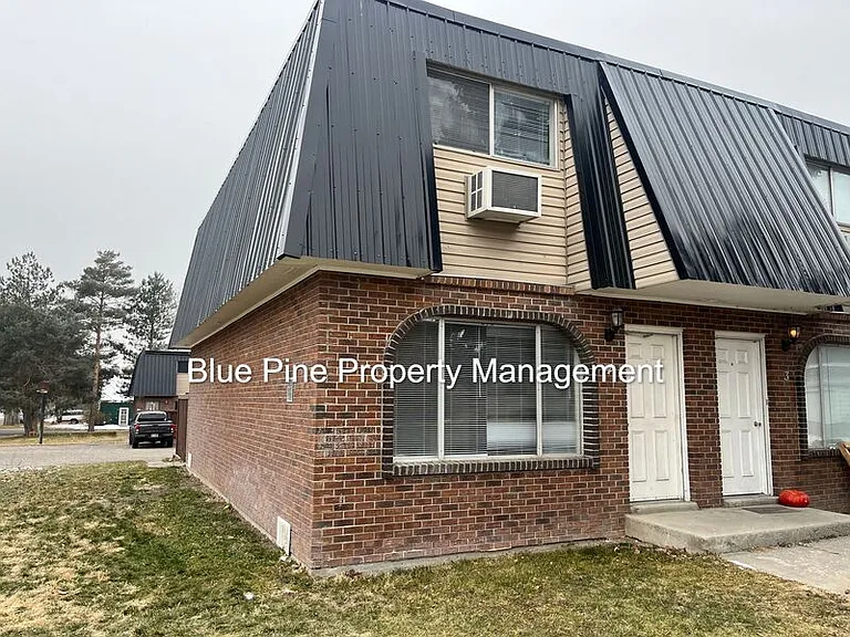 337 E 15th St #4 — Photo 1