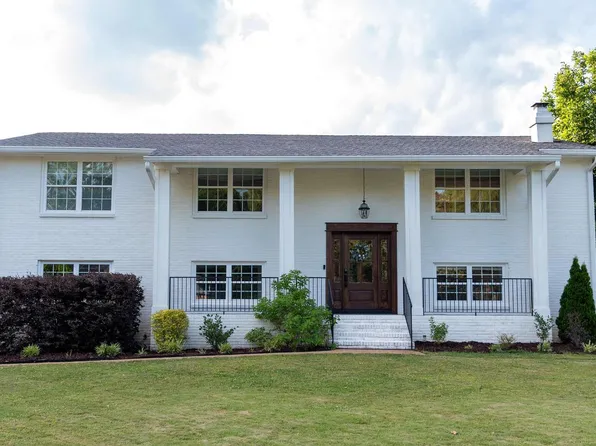 8009 Navios Dr SE, Huntsville, AL 35802