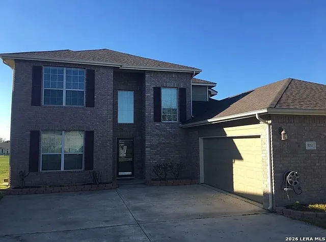 4 bed, 3.0 bath, 2775 sqft, $2,100 — Photo 1