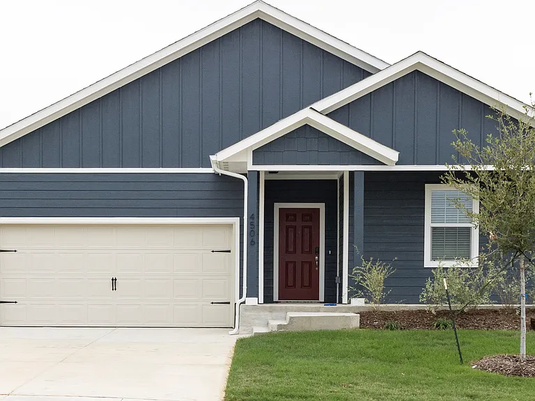 4506 Foxton Ln — Photo 1