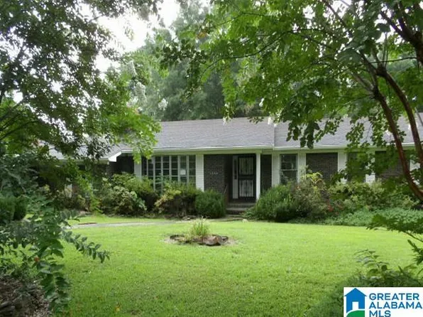 5000 Pine Dr, Bessemer, AL 35023
