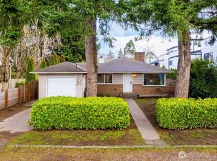 8706 13th Avenue NW, Seattle, WA 98117