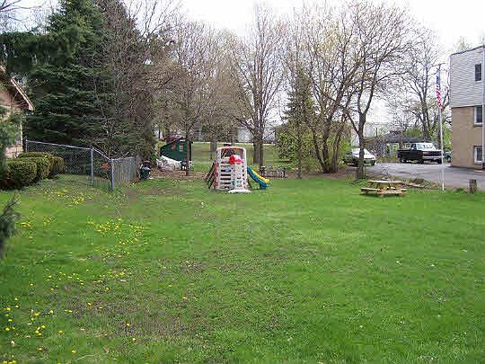 5th image of 3719 Robey Ave