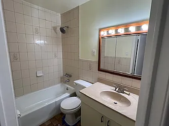 Rented by Zikos Realty Services