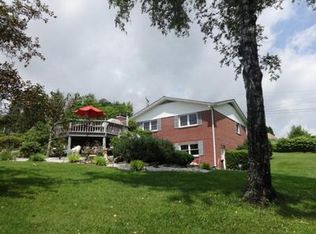 35 Glendale Dr, Spruce Pine, NC 28777