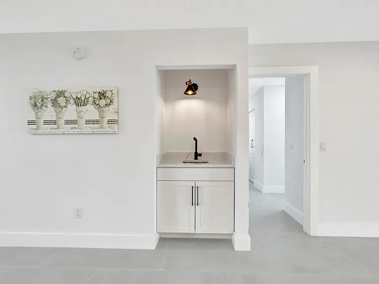 7898 Eastlake Dr #7D — Photo 15