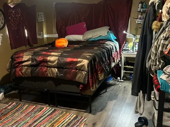 372 E Buell Dr, Fort Myers, FL 33905