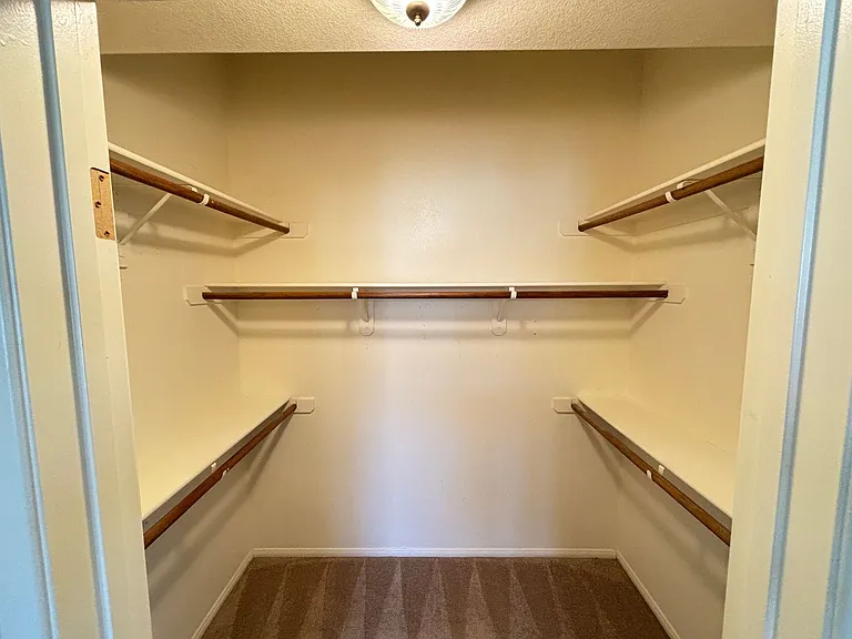 2305 W Horizon Ridge Pkwy #2324 — Photo 20