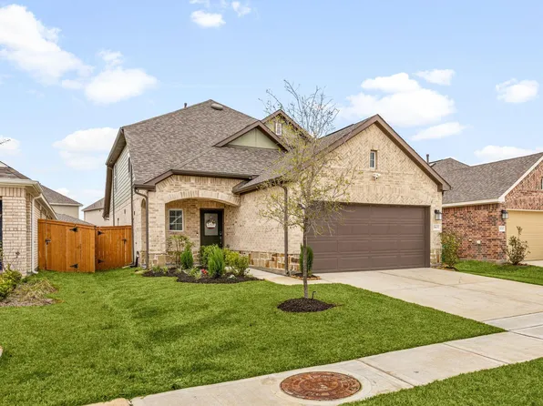 21622 Wave Hollow Dr, Cypress, TX 77433