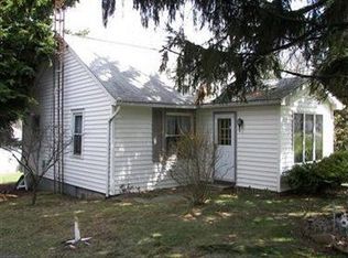 594 Benton Rd, Salem, OH 44460