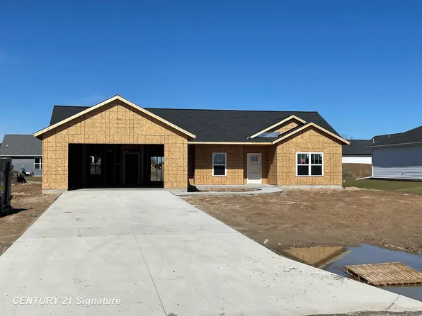 10160 Sarle Rd, Freeland, MI 48623