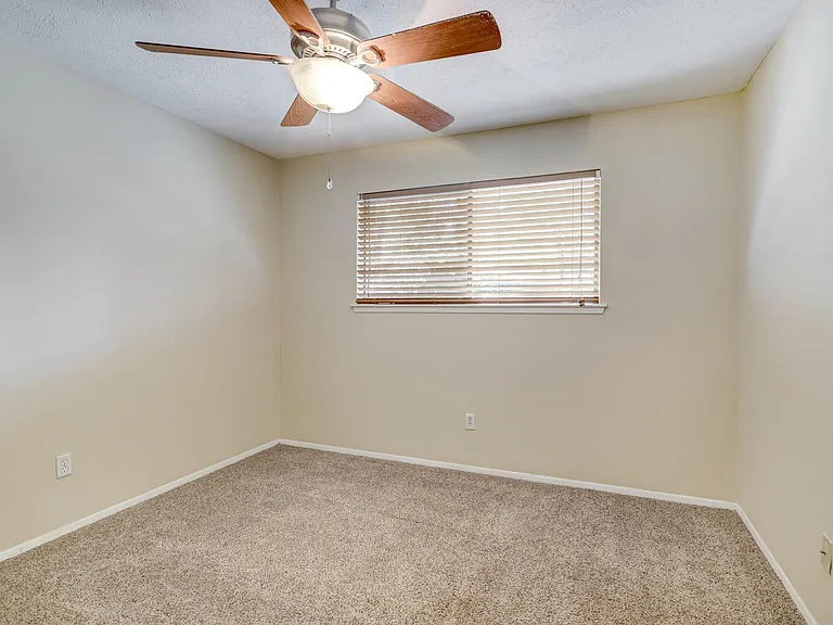3706 Haven Pines Dr — Photo 17