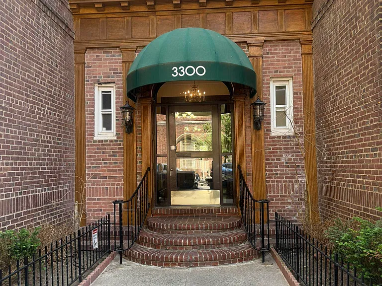 3300 Netherland Ave #1J — Photo 1
