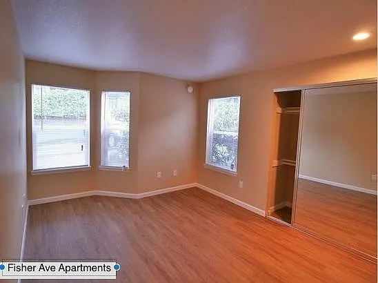 6020 SW Fisher Ave Apt 3 — Photo 3