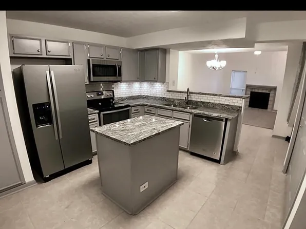 16522 Holly Trail Dr, Houston, TX 77058