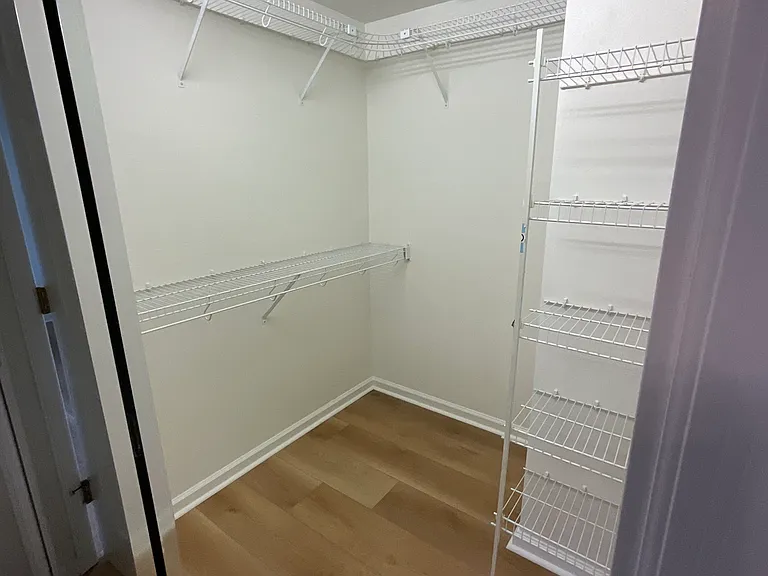 Primary suite closet