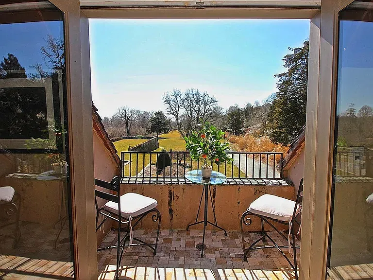 1 bed, 935 sqft, $3,000 — Photo 4
