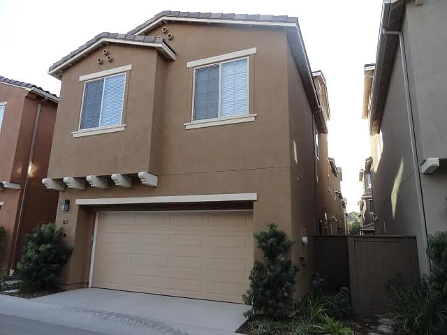 1812 Cyan Ln — Photo 14