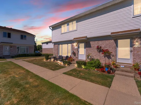 37742 Colonial Dr, Westland, MI 48185