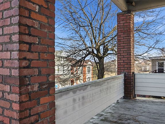 4th image of 110 Kirk Ave