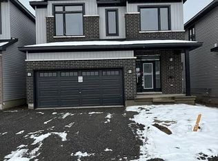 239 Beaugency St, Ottawa, ON K1W 0T2
