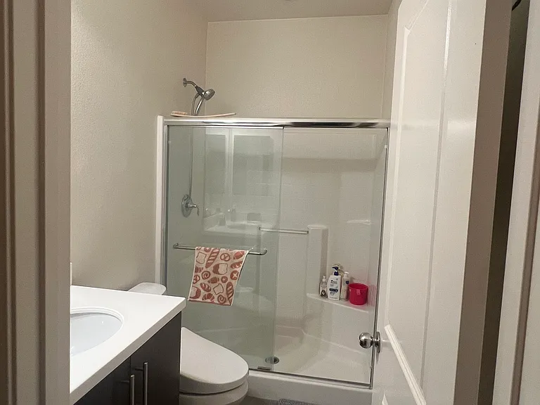 302 S Arroyo Dr #B — Photo 4