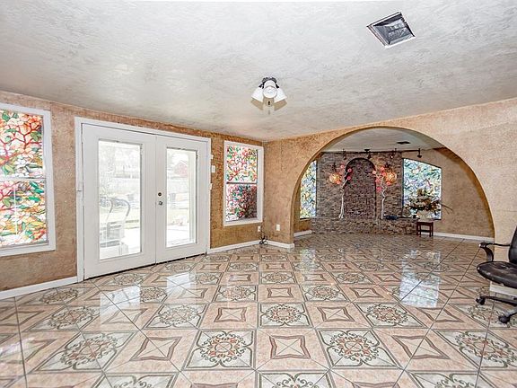 2nd image of 7910 Bellfort St