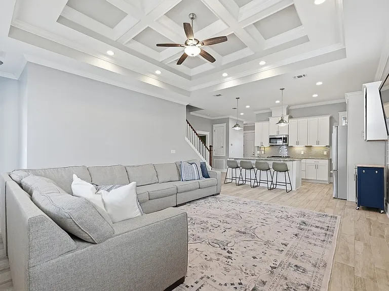 131 Magnolia Ave — Photo 22
