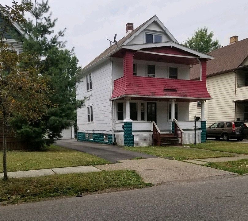 1st image of 2924 E 126th St