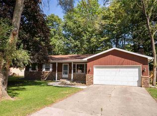 5164 Narcissus Dr, Saginaw, MI 48603