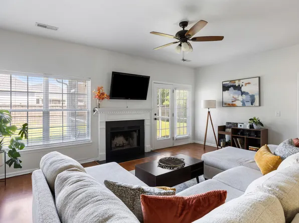 1158 Startrail Ln, Johns Island, SC 29455