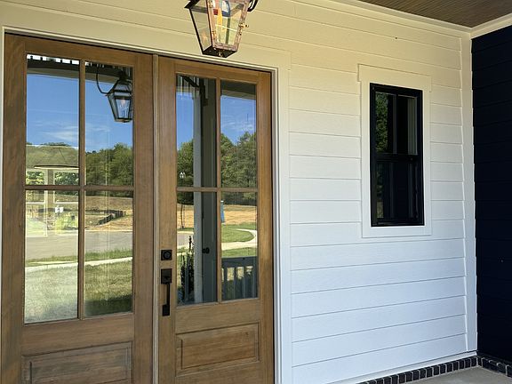 4th image of 1096 Pine Creek Dr Lot 239