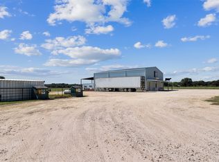 324 E Highway 6, Iredell, TX 76649