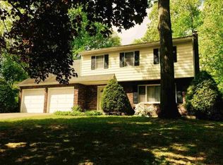 807 School Rd, York, PA 17407