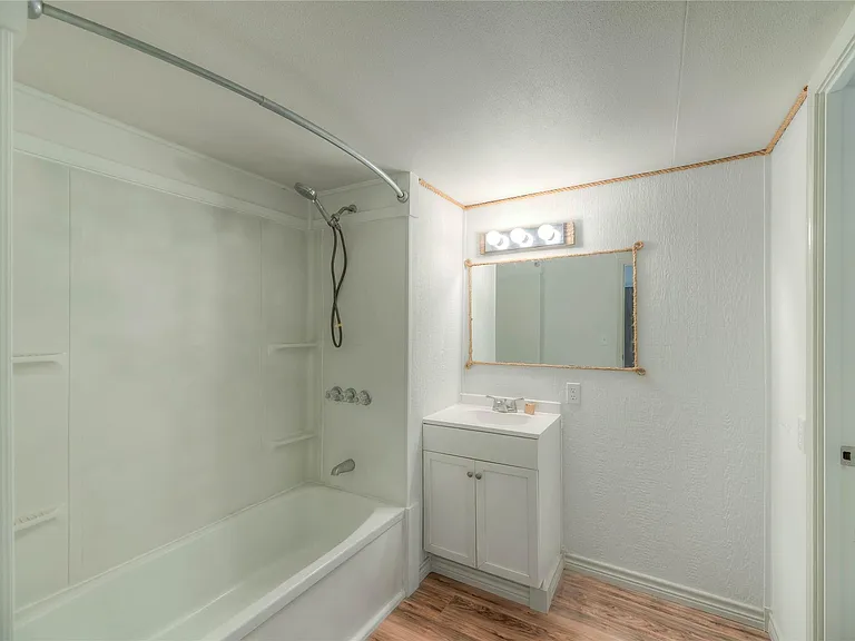 104 W Paradise Dr — Photo 10