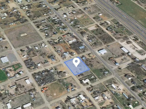 6 Avenue K, Tahoka, TX 79373