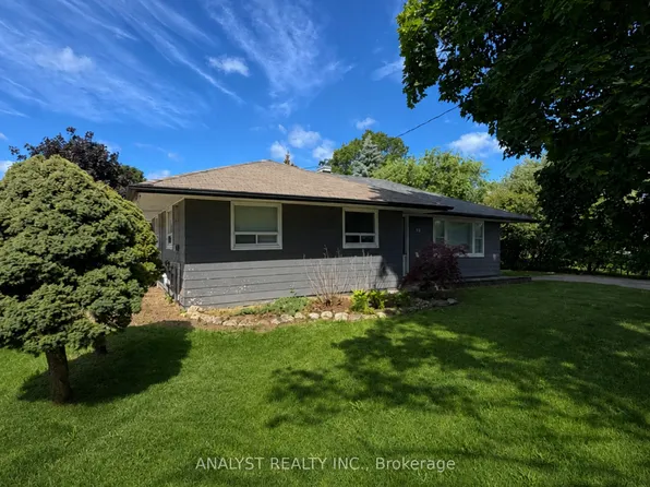 70 Simmons St, Vaughan, ON L4H 4X7