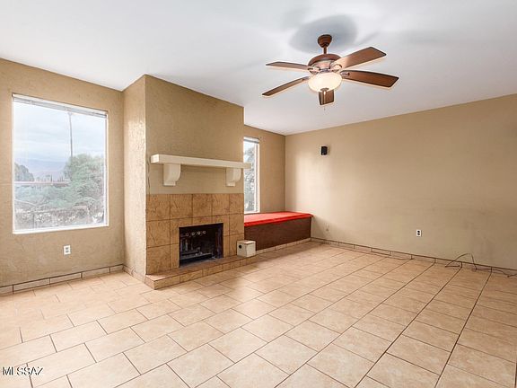 4th image of 8542 E Calle Bolivar