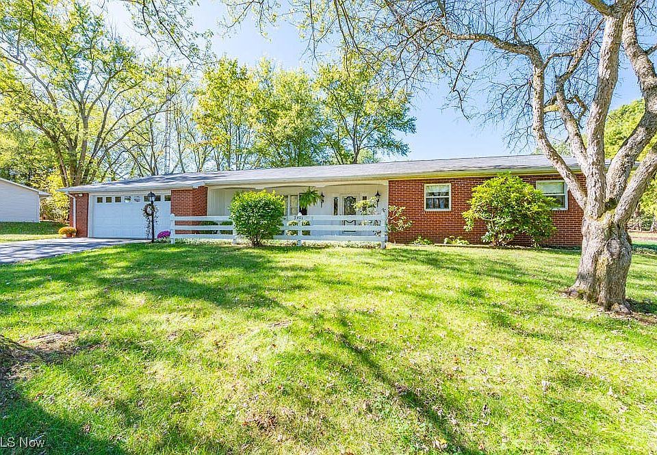 1st image of 7401 Elmwood Dr