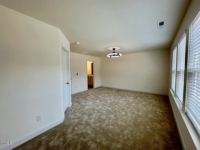 947 Kensley Grove Ln — Photo 16